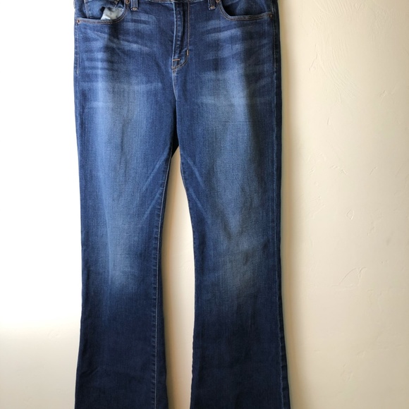 Lucky Brand Brooke Flare jean - Picture 2 of 6